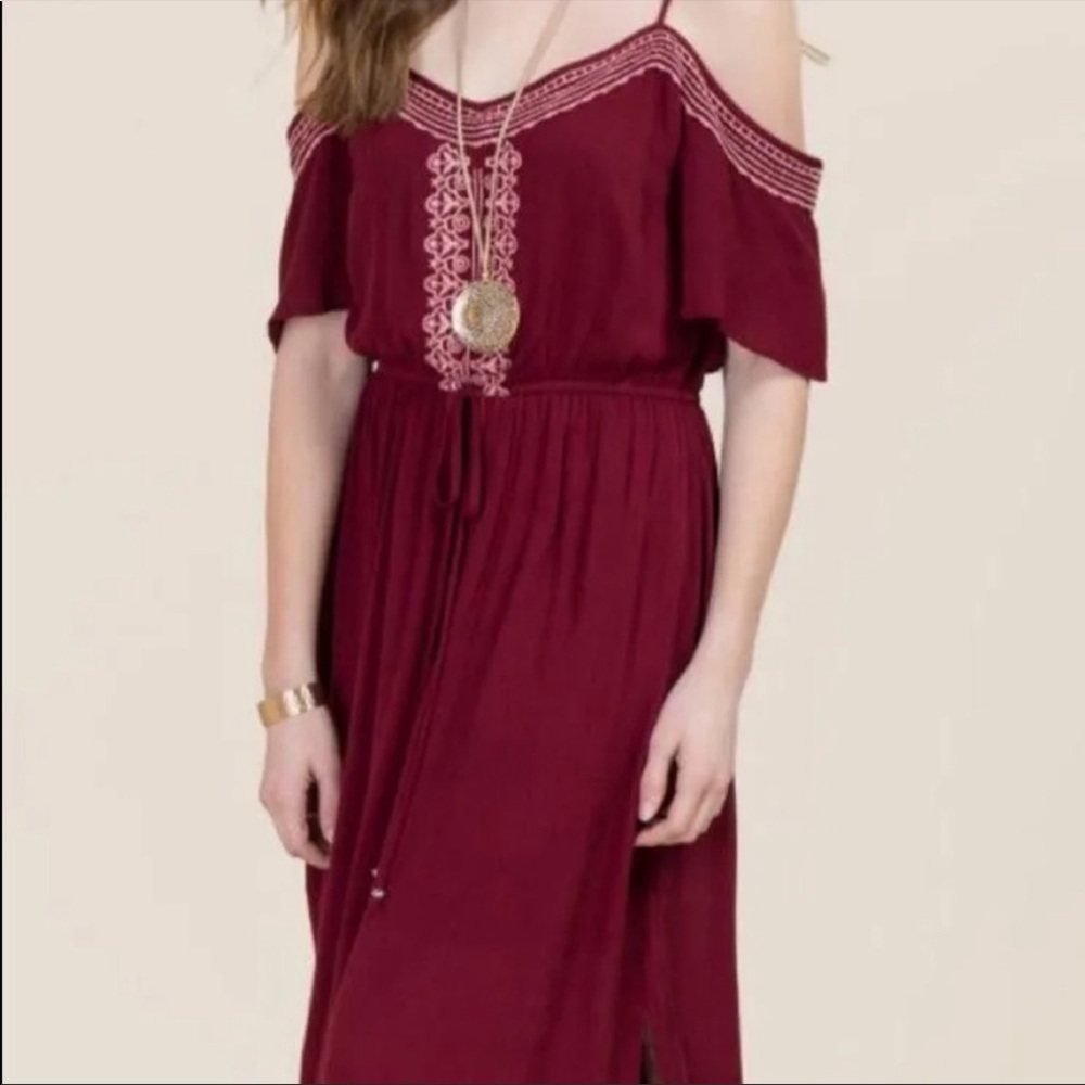 Maroon cold shoulder maxi dress! Worn once!